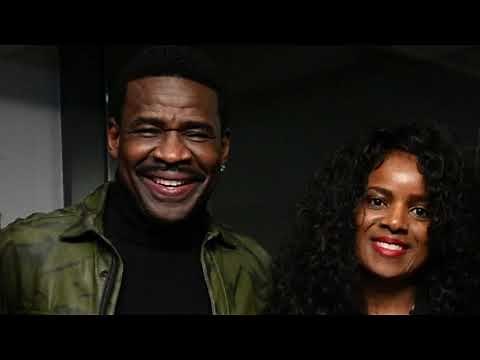 Michael Irvin's 30 Year Marriage to Sandy Harrell