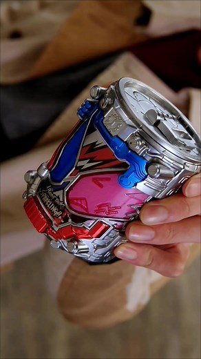 Kamen Rider Build Rabbit Tank Sparkling Form Transformation and Final Attack