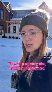 1.2M views · 31K reactions | Garbage picking in a rich neighborhood ♻️ Three curbside luxury finds — one designer purse only needed a small repair. That’s it. | Therichgoodwill | Facebook