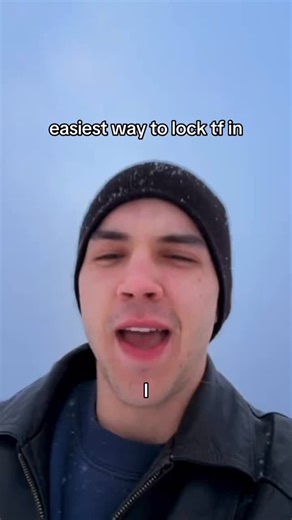 jackson sword on Instagram: "this is your sign to lock tf in the actual routine that’s gonna make you rich as a creator in 2026 so i’ve been going down a rabbit hole on self improvement stuff for people tryna build wealth and honestly here’s what actually works if you’re serious about making money this year morning: wake up, water with creatine + apple cider vinegar + electrolytes → hit the gym → shower → make some eggs → get straight to work on whatever’s making you money when you’re working: k