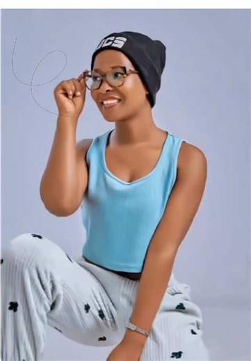 #CapCut Click on the CapCut icon above to generate the same style as the video. Photogenic filter 2026.The template is so fun go and try it. #slowmo #capcutforus #capcut #capcutpioneer Photogenic filter tutorial 2026.slow motion.freeze frame.freeze.still.mwisho wa kasi.frame inayoweza kushtakiwa.kushtakiwa.picha inayotegemea.ikin sauri mai laushi.hoton da ke tsayawa.isivinini esilula.धीमी गतितितिति.फ्रीज फ्रेम.ठहर जाना.Imago stagnata.Motus tardus.Imago stans. Hướng dẫn tạo video tương tự chỉ bằn