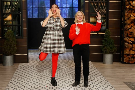 ‘SNL’ Alums Maya Rudolph and Amy Poehler Agree This Was Their Best Sketch Ever