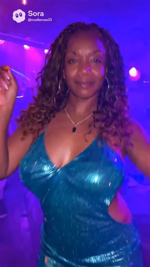 Noelle Ross on Instagram: "I felt like turning into a IG Model. This is AI. Be careful out there… #ai Does this look like me? Did I do a good Avatar?"