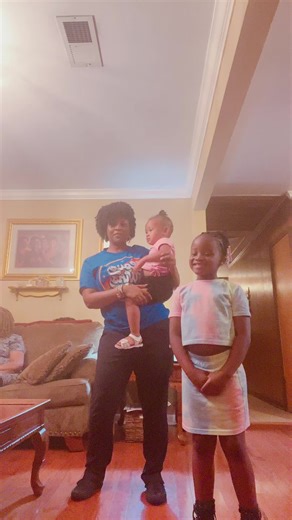 Ariel Battley (@arielbattley)’s videos with THE DANCE SONG x PRRRUM CHALLENGE x RUN 2 U REMIX - Michael Napiza