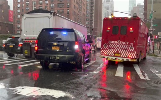 【街拍出警】纽约市消防局 响应并处理地下室火灾事件（2022年9月22日）