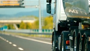 Autonomous Trucks Start Rolling Between Dallas and Houston