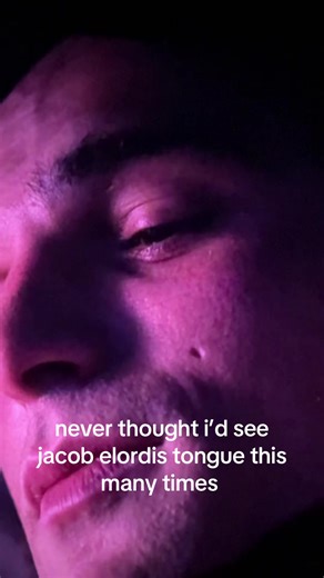 Honestly really scared of the way it looked #wutheringheights #replychat #fyp #jacobelordi