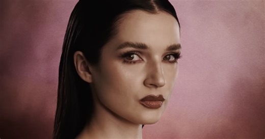 Poppy drops crushing new single, they’re all around us