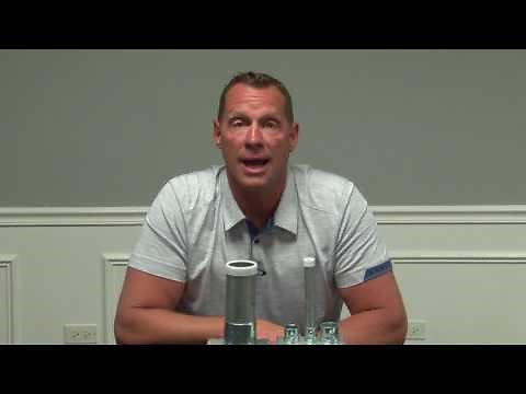 Plastic EMT Insulating Bushing, 1/2 in.