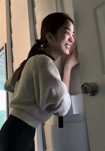 Discover the Real Yai Aom: Vlogs and Makeup Tips