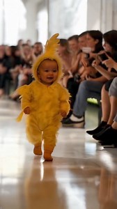 2.4M views · 121K reactions | အူယားစရာလေးတွေပါကွာ 懶勺 #crd_to_owner_with_respect | Simple ချည်ထည် နှင့် ဂါဝန်အမျိုးမျိုး | Facebook