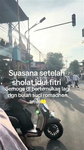 Suasana setelah sholat Idul fitri