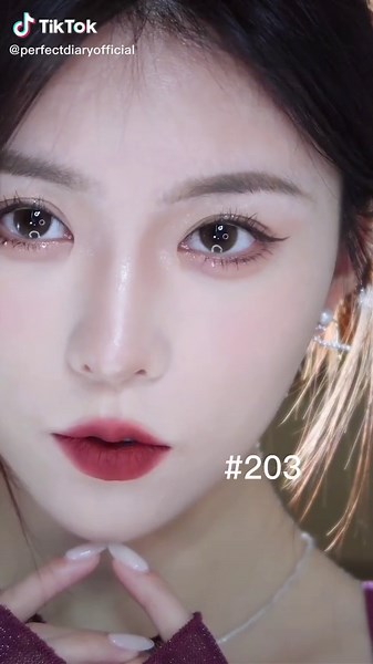 Low effort. High impact. Comfortable wear.#pdreadme #readme #perfectdiary