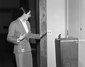 How Andrea Fraser Turned Institutional Critique Into a Lifelong Practice