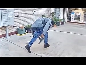 Houston Police Officer Shoots Carjacking Suspect After Pulling Out a Gun While Being Chased