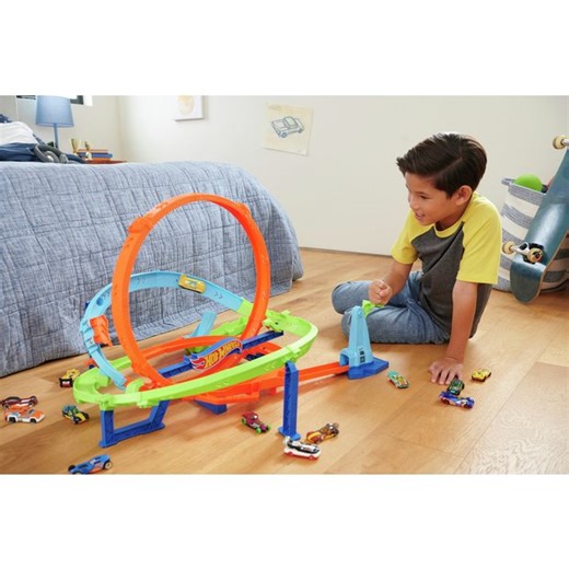 Buy Hot Wheels Action Loop Cyclone Challenge Track Set | Toy cars and trucks | Argos