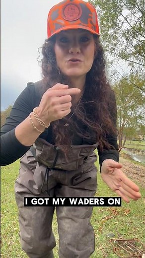 Beavers cutting trees & muddying up the drain pipe?We definitely can’t be having that!#beavertrapper