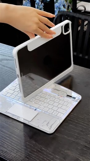 Turn your iPad into laptop in seconds. IG: nevcase.us
