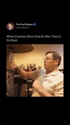 Fact Mayor on Instagram: "Alex Kahn demonstrates his exceptional boxing skills on a speed bag, showcasing lightning-fast punches, precise timing, and flawless technique. His fluid movements and intense focus turn a simple drill into a masterclass, highlighting the fundamentals of boxing and the expertise that makes him a trusted coach. Watching him train illustrates not just his skill, but his ability to lead by example. Though the speed bag may look simple or even useless, it is an essential to