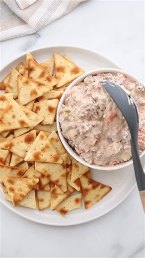 You ever buy chips during football season and then realize yall don’t have anything to dip them in? Same. And with the Super Bowl coming up, this one earns a permanent spot in the playbook. Comment RECIPE to save this 3-Ingredient Dip! 🥣✨ Just three ingredients, barely any effort, and it’s the kind of dip that disappears fast. Perfect for game day spreads, watch parties, or honestly any night you’ve got chips and zero patience. 3-ingredient dip | football snacks | super bowl food | easy party d