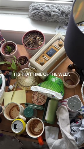 Tidying Up My Desk with SLOMW