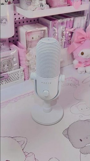 Crystal-clear voice. Clean RGB glow. 💕 Leveling up my setup with Razer Seiren V3 Chroma 🎤