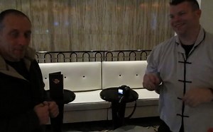 【JKD汤米克鲁瑟斯Tommy Carruthers】 示范直线与速度 Greg Fraser sees how fast Tommy really is...