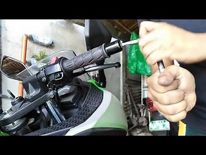 How to remove Kawasaki Ninja 300 handle bar end (technique)