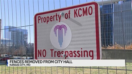Fencing surrounding KC's City Hall removed after nearly five years