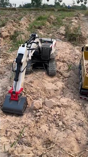 Excavator​​t😘🚜#excavator #shorts #shortvideo#truck#cat#viralvideo #fypシ゚viral #technology#SEYHA
