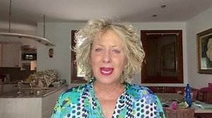 49K views · 2.6K reactions | Questo video è in italian and in english. Dance is an International language. Ascoltate tutto il video e riflettere bene: come vogliamo procedere dopo questo sofferente periodo!? È il momento per cambiamento sul serio. Felice festa internazionale della danza. Listen to all of it and think very hard how we can procede after this suffering period. It is time for true radical change. Happy International Dance Day. | Carolyn Smith | Facebook