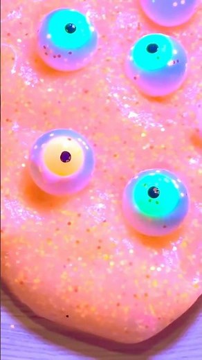 HALLOWEEN SLIME 👀✨ #slime #halloween #diy #glow