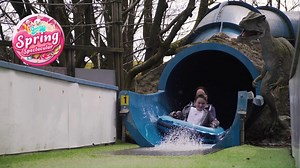 Spring Spectacular returns to Gulliver's Matlock Bath on Saturday 23rd March 🍭 book now 👉 bit.ly/Spring-GK Treat yourself to a Giant Adventure this Easter and experience the wonders of this egg-cellent special event 🍬🙌 Bounce on down and look forward to all of this 👇 🎢 Rides and Attractions 🍫 Candy Crew Capers 🤳 Sweet Selfie opportunities 🤩 And so much more! | Gulliver's Kingdom