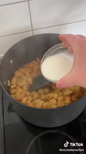 Delicious Apple Crumble Recipe