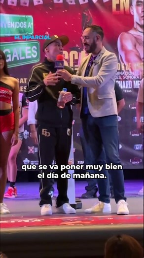 Oscar Valdez vs. Ricky Medina: Frente a frente en el pesaje para su combate en Nogales El excampeón mundial sonorense, Oscar Valdez, regresa a pelear a su natal Nogales, donde se enfrentará a Ricky "El Castigo" Medina. Ambos pugilistas cumplieron con el peso pactado de 58 kg y se declararon listos para el combate de este sábado. ¿Quién crees que se llevará la victoria? #OscarValdez #Boxeo #Nogales | EL IMPARCIAL