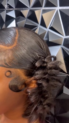 Achieve the Perfect Deep Side Part with Lace Front Wigs