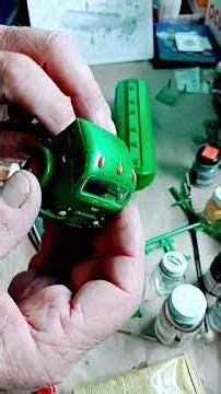 building the 1950 Mack truck fuel tanker 1/48 part 109