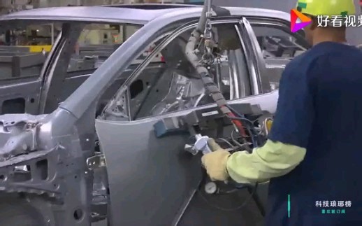 丰田汽车工厂流水线