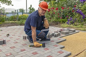 Na tuhle dlažbu se necháte rádi vyhodit. Prozradíme, jak ji správně položit | Český Kutil.cz