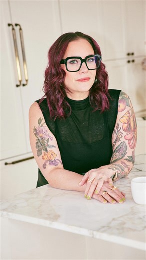 Ingredient Insiders on Instagram: "From cooking under the clock to calling the shots, Chef Karen Akunowicz has seen both sides of the competition kitchen. This week, she spills whether the thrill of competition beats the power of the judge’s chair— which would you prefer? Listen in to the full conversation on Monday’s episode of Ingredient Insiders, Olive Oil ft. Karen Akunowicz and Olive Oil Lovers! Available wherever you get your podcasts. #ingredientinsiders #chefpodcast #foodpodcast #topchef