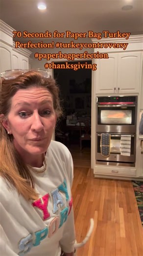 Cracking up about how the Paper Bag Turkey is so controversial…. Getting messages about how to do it or that I’m putting a cooked turkey in a bag and pulling it out of the oven , and some are just mean! 😆🤣 😬😳 but here’s just a quick reveal of our Turkey 2 days ago. Happy Thanksgiving weekend!! Enjoy!! #Paperbagturkey #turkeyperfection #thanksgiving | Woodson Bradley