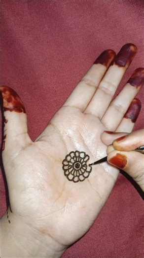 Gol tikki mehndi designs | Mehndi shorts #shorts #mehndidesign #goltikkimehndi