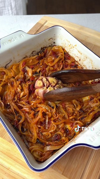 Caramelized Onion Pasta Recipe: A Vegan Delight