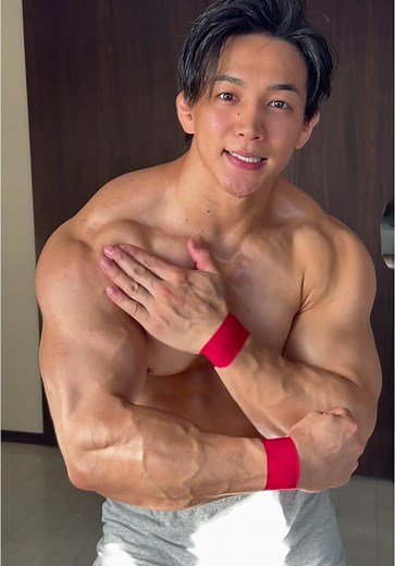 Effective Dumbbell Training for All Deltoid Muscles
