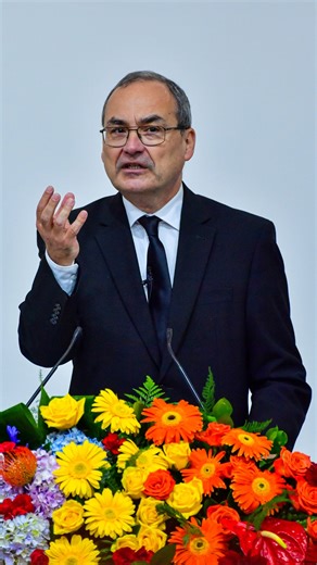 New Apostolic Church SA on Instagram: "The Chief Apostle’s visit to Southern Africa is just over a week away! Here’s the second short clip from his divine service in Retreat East during his last visit to our area. #hemustincreaseimustdecrease #ChiefApostleVisit #NAC4LIFE #itstimetodogood"