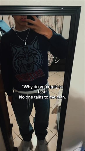 Understanding Quick Responses in Conversations