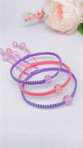 Crafting With Paper on Instagram: "Beads bracelet 😋😍 #viral #love #reelsinstagram #cute #crafts #bracelets #trend #CraftingFun #craftyourself #girly #gifting #trending #reelkarofeelkaro #reelsinstagram #fyp #song #viralreels #beads #beadedbracelets"