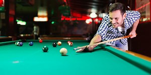How to Play Pool Alone? (10 Solitaire Pool Games) - The Pool Academy