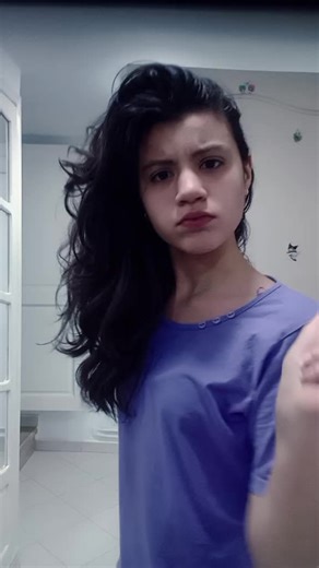 تعابير وجهي نسيتها: لحظات مضحكة!