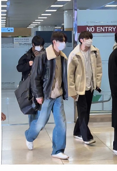 txt组合成员介绍与互动